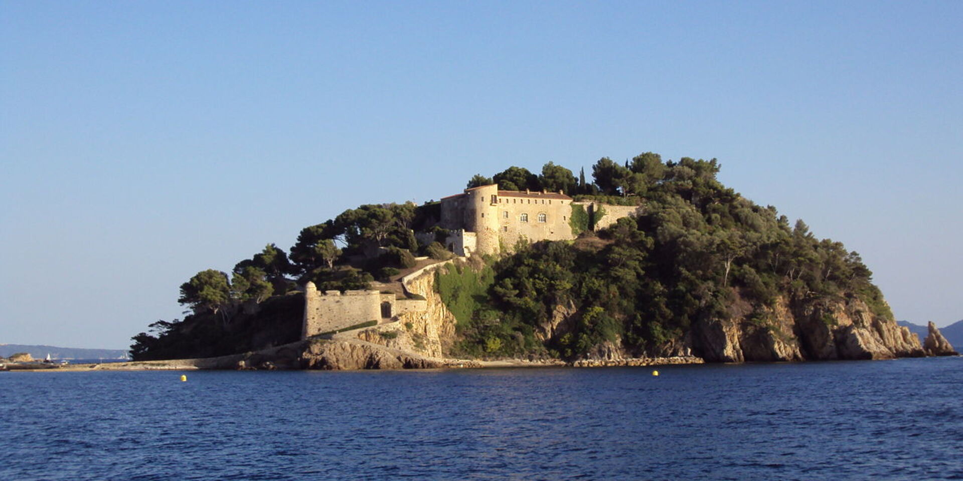 Camping – Fort van Brégançon Provence