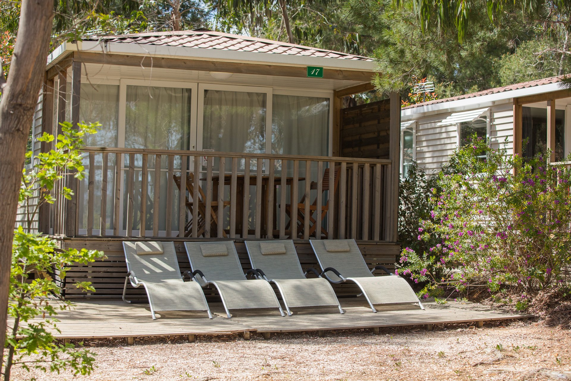 Luxe stacaravan Zuid-Frankrijk Provence terras zon